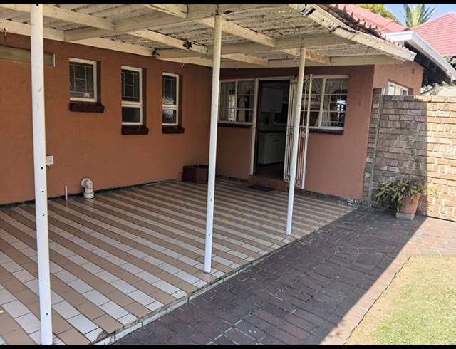 3 BEDROOM HOUSE FOR SALE IN REWLATCH